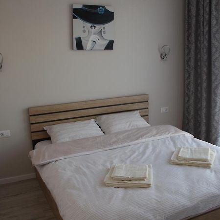 Lowcost Tryp Appartement Oradea Buitenkant foto